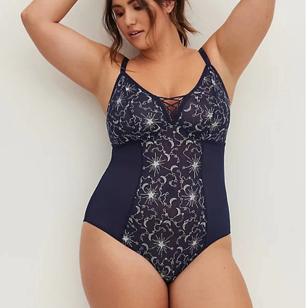 TORRID 2X MESH EMBROIDERED STARS LINGERIE BODYSUIT BLUE & SILVER